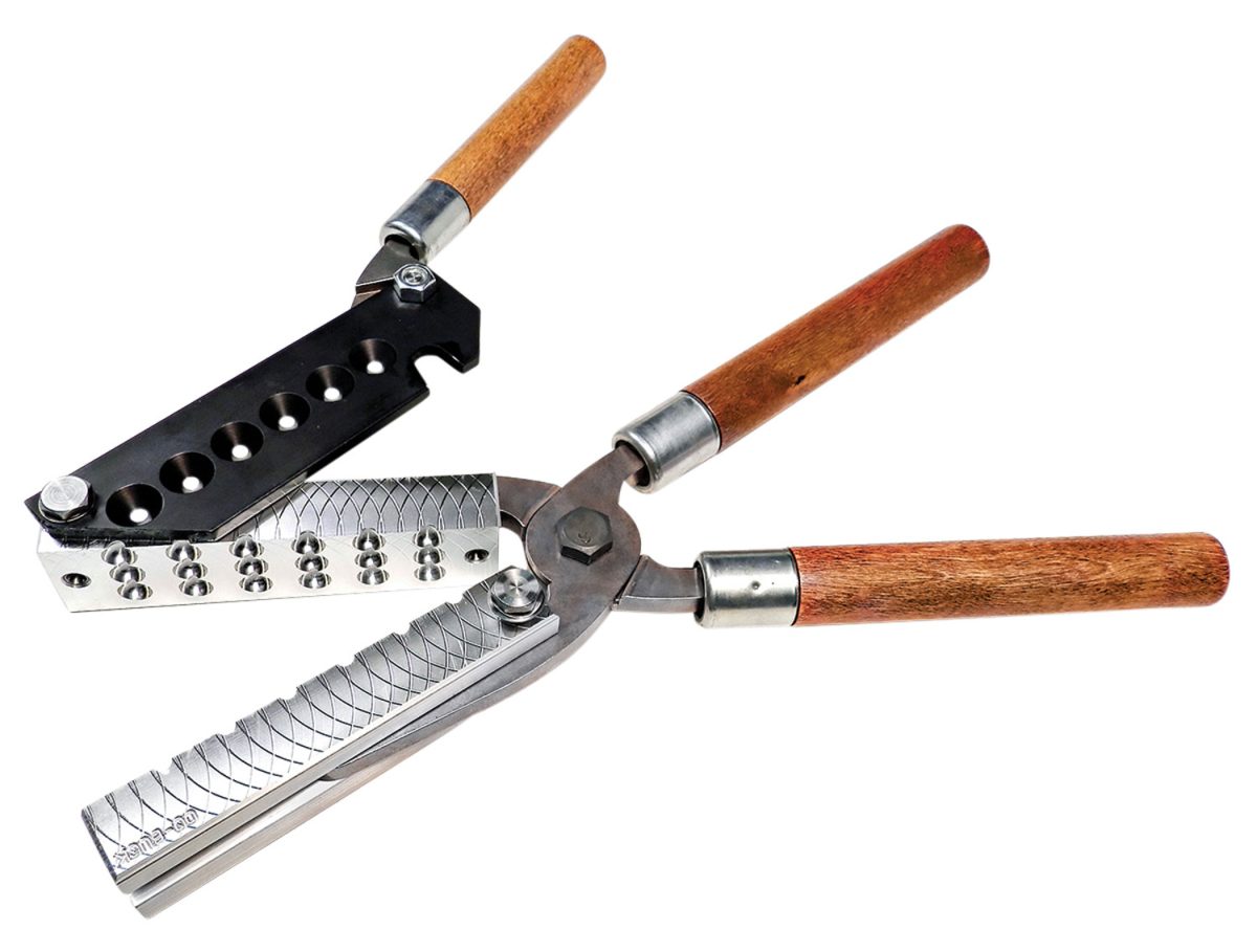Lee Precision 90486 Mold 00 Buckshot 18 12 Gauge Steel W/Wood Handle Capacity 18 Linked Pellets