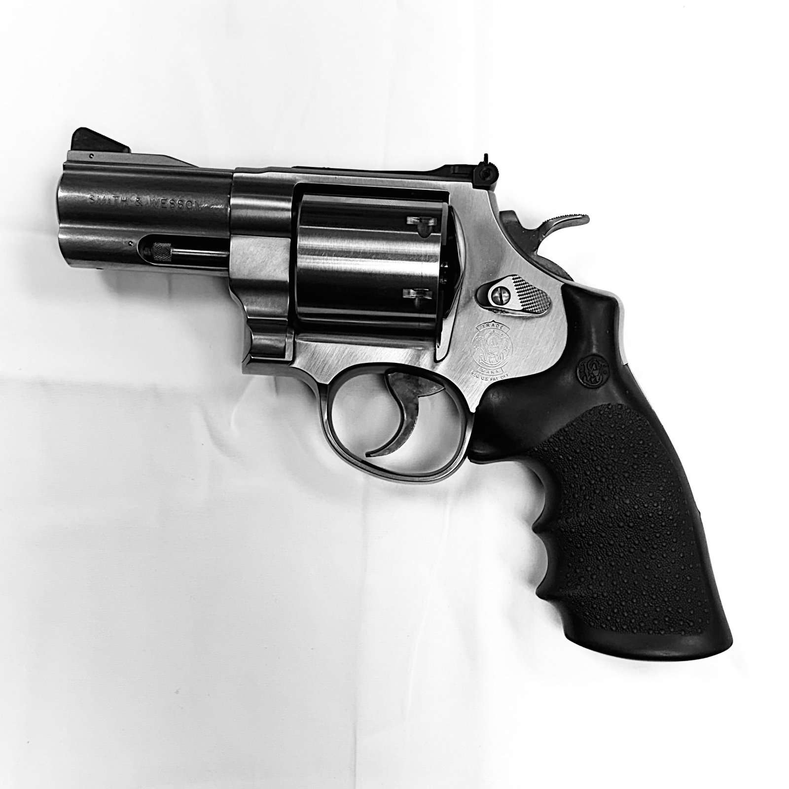 Smith & Wesson 629-5 Lew Horton — .44 Rem Mag