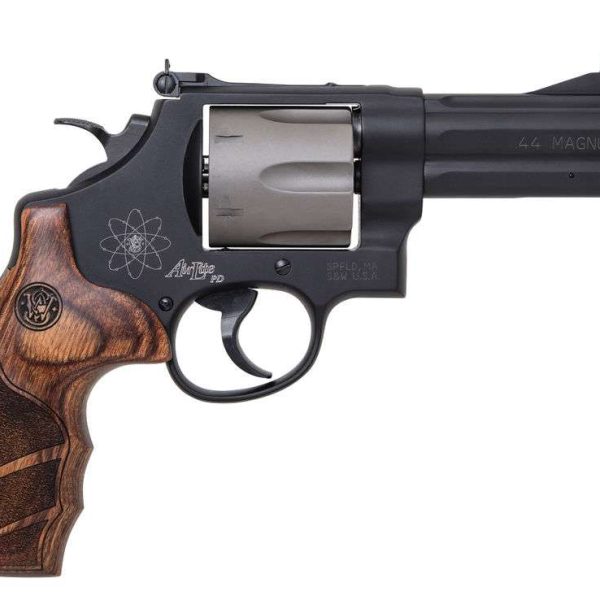 Smith & Wesson 329PD — .44 Mag, 6-round
