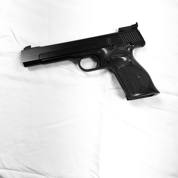 Smith & Wesson Model 41 — .22 LR